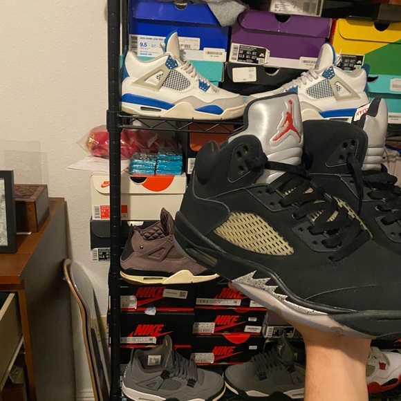 Jordan 5 Black Metallic - Picture 6 of 8
